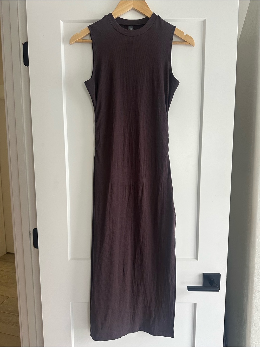 Vuori Pose Sands Dress Sangria Size Small